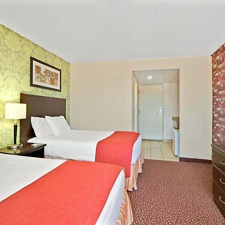 Knights Inn Toronto Scarborough Eksteriør billede